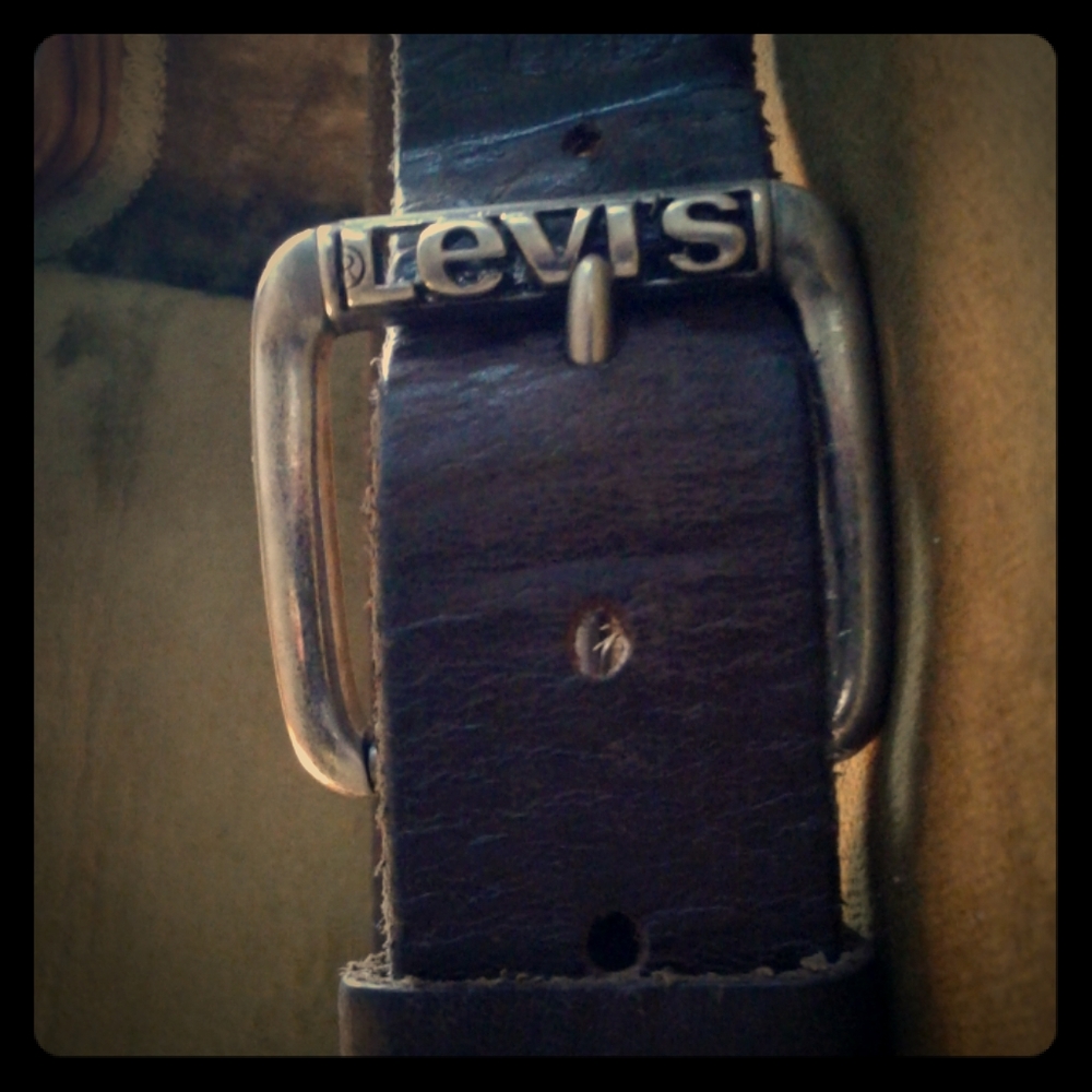 Levi's leather belt